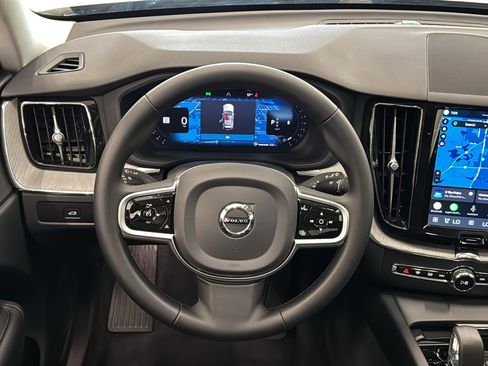 Certified 2025 Volvo XC60 B5 Plus AWD/4WD image 12