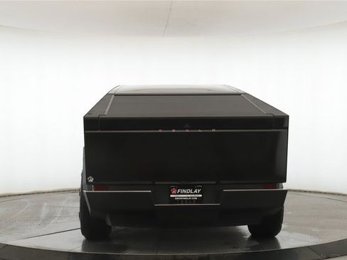 Used 2024 Tesla Cybertruck AWD Crew Cab image 11