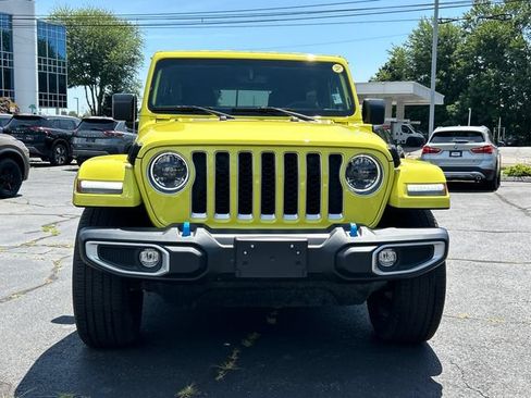 Used 2023 Jeep Wrangler Unlimited Sahara AWD/4WD image 6
