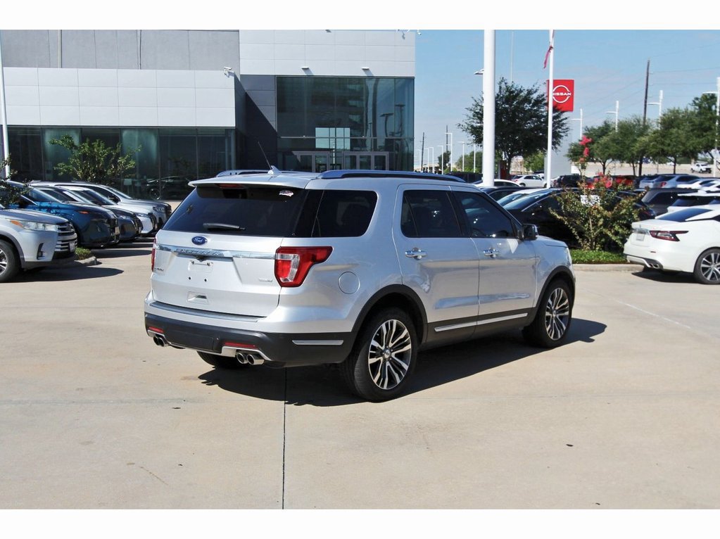 Used 2018 Ford Explorer Platinum AWD/4WD image 5