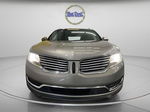 Used 2017 Lincoln MKX Reserve FWD image 8