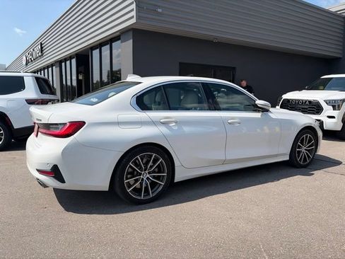 Used 2020 BMW 330i xDrive Sedan w/ Convenience Package AWD/4WD image 3