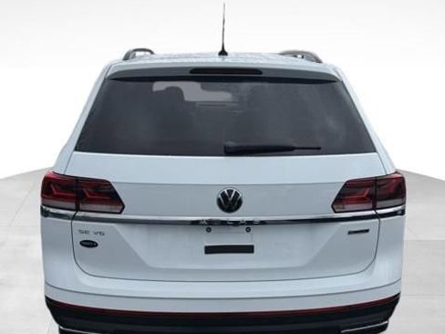 Certified 2021 Volkswagen Atlas SE image 7