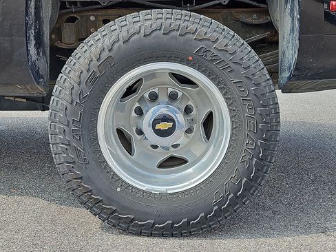 Used 2016 Chevrolet Silverado 3500 High Country w/ Duramax Plus Package AWD/4WD image 37