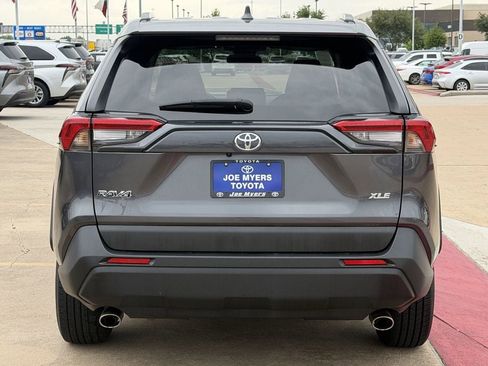 Used 2024 Toyota RAV4 XLE FWD image 8