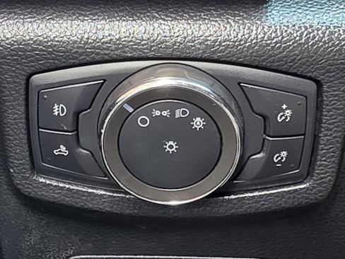 Used 2020 Ford F150 Lariat image 11