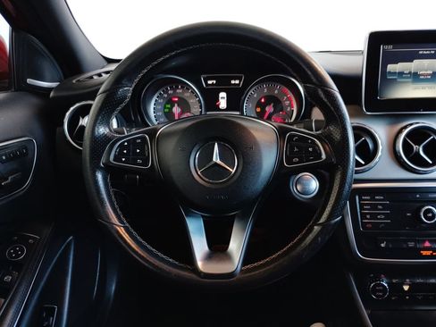 Used 2017 Mercedes-Benz GLA 250 w/ Premium Package image 22