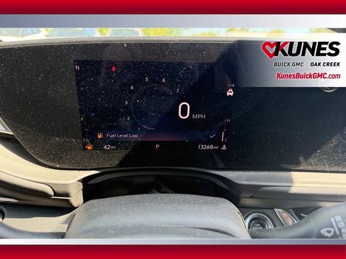 Used 2025 Buick Envista Sport Touring w/ Convenience I Package FWD image 14