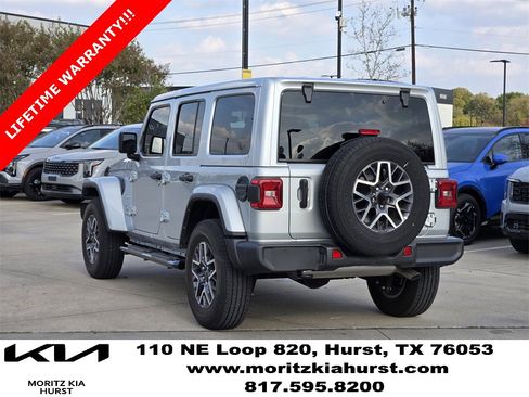 Used 2024 Jeep Wrangler Sahara w/ Technology Group image 3