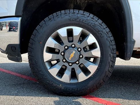 Used 2024 Chevrolet Silverado 2500 LT w/ All Star Edition image 31