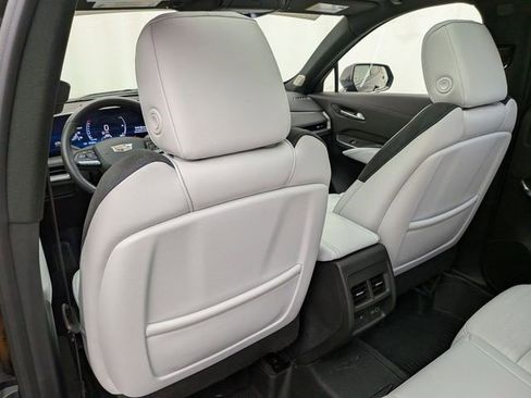 Certified 2024 Cadillac XT4 Sport AWD/4WD image 16