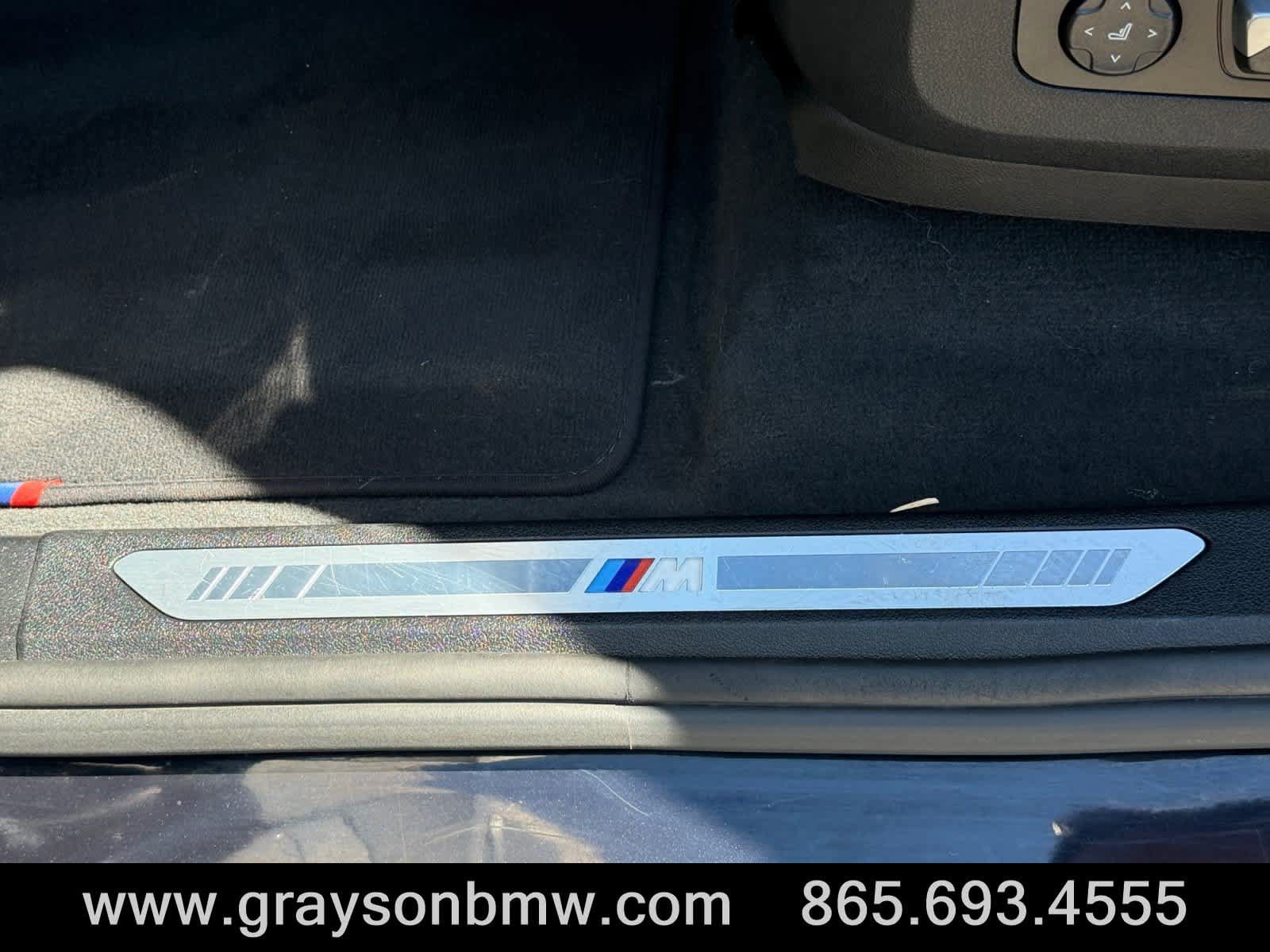 Used 2019 BMW X5 xDrive40i w/ M Sport Package AWD/4WD image 14