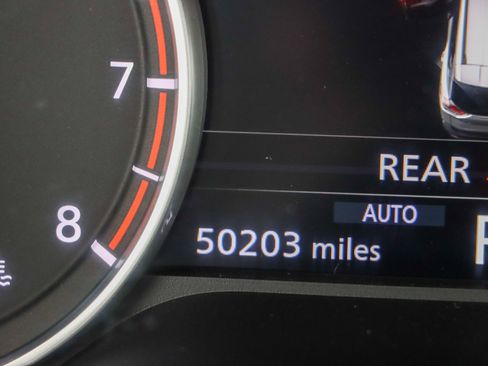Used 2021 Nissan Rogue SV AWD/4WD image 16