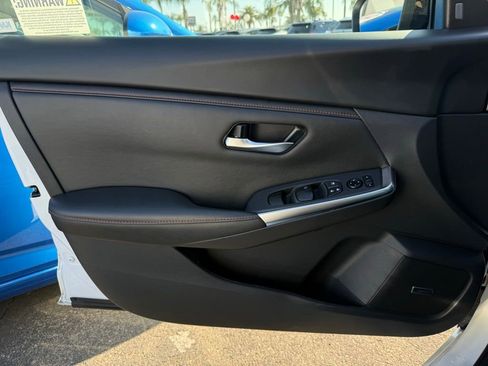 Certified 2025 Nissan Sentra SR w/ SR Premium Package image 20