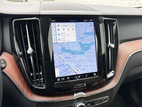 Used 2023 Volvo XC60 B5 Plus w/ Climate Package image 23