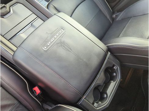 Used 2024 RAM 2500 Limited image 27