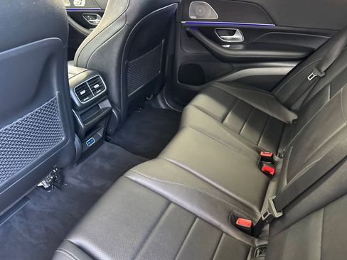 Used 2025 Mercedes-Benz GLE 450e 4MATIC image 30