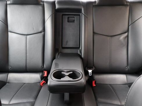 Used 2013 Chrysler 200 Limited image 30