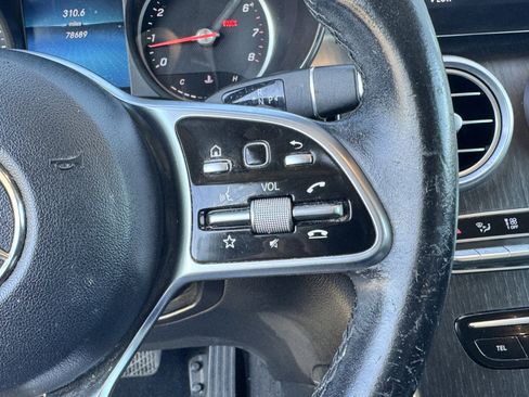 Used 2021 Mercedes-Benz GLC 300 4MATIC image 26