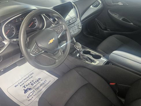 Used 2024 Chevrolet Malibu LT image 9