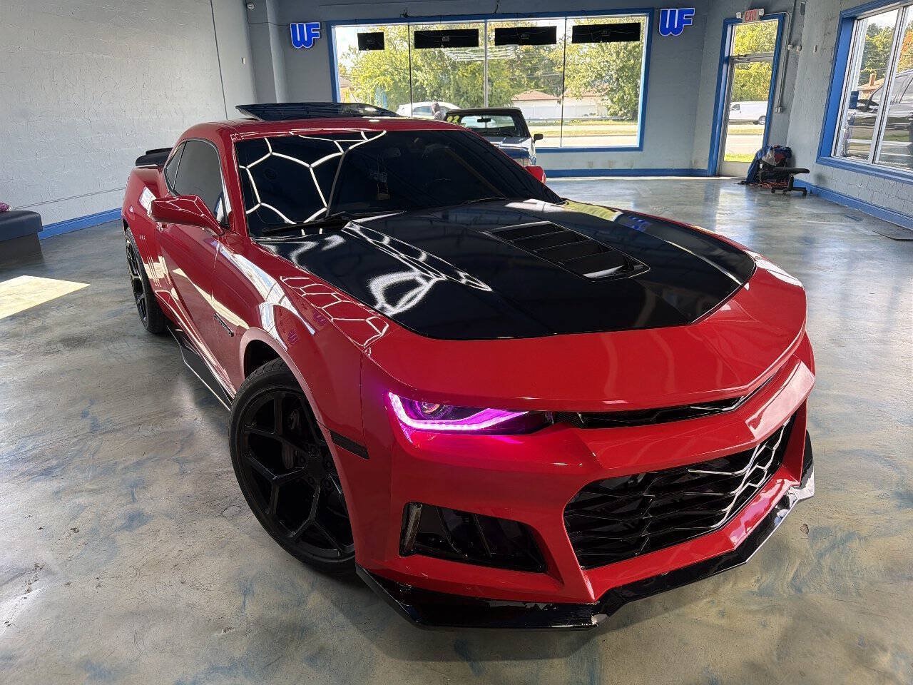 Used 2014 Chevrolet Camaro SS w/ RS Package RWD image 8