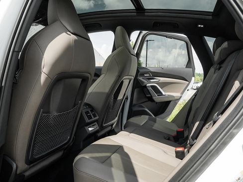 New 2025 Audi Q5 Premium Plus image 19