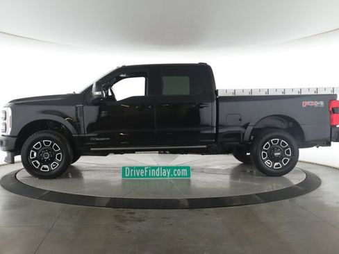 Used 2025 Ford F250 Platinum w/ FX4 Off-Road Package AWD/4WD image 9
