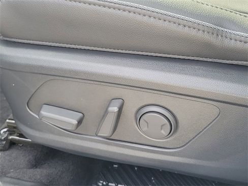 New 2026 Hyundai Tucson Limited image 16