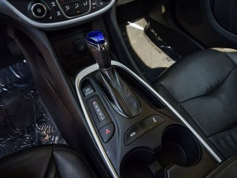 Used 2019 Chevrolet Volt LT w/ Power Convenience Package image 24