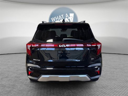 Certified 2024 Kia Seltos EX image 5