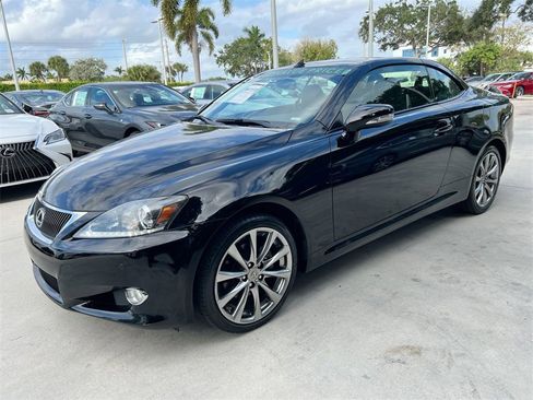 Used 2015 Lexus IS 250C image 3