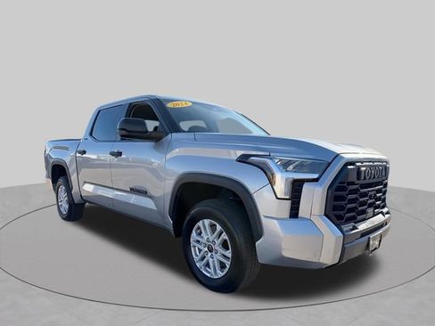 Used 2024 Toyota Tundra SR5 AWD/4WD image 2