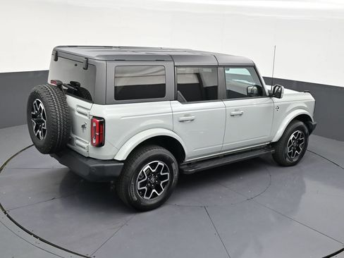 Used 2022 Ford Bronco Outer Banks AWD/4WD image 16