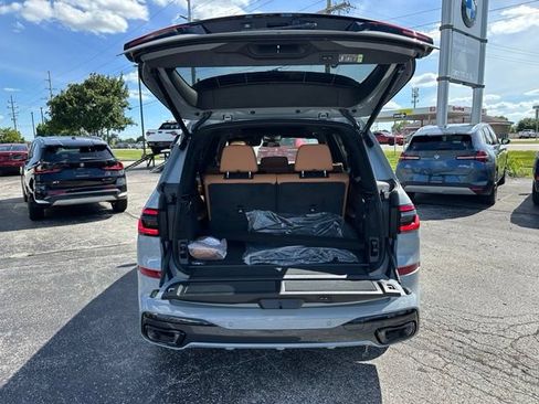 New 2026 BMW X7 xDrive40i w/ M Sport Package AWD/4WD image 37
