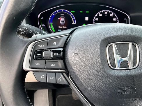 Used 2020 Honda Accord Touring image 23