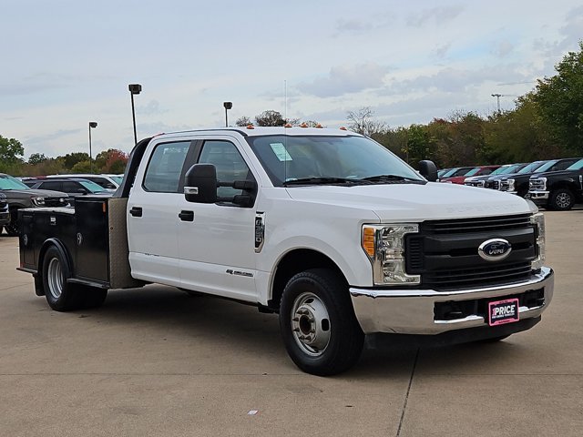 Used 2017 Ford F350 XL w/ Power Equipment Group RWD image 3