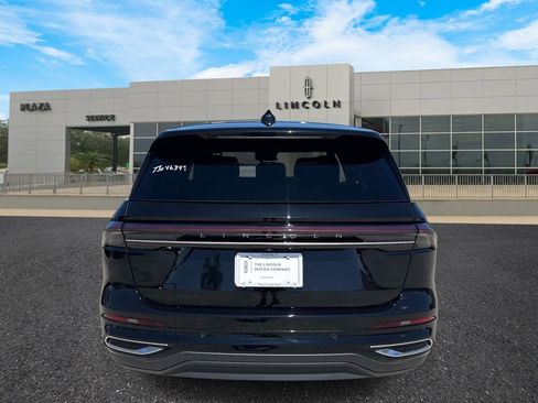 New 2026 Lincoln Nautilus Premier AWD/4WD image 4