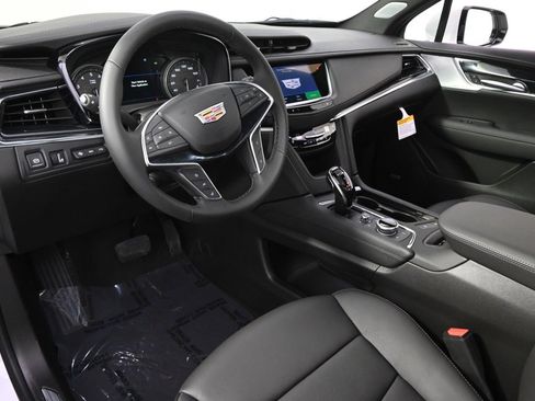 New 2026 Cadillac XT5 Premium Luxury image 12