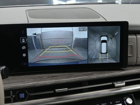 Used 2025 Hyundai Santa Fe Limited AWD/4WD image 15