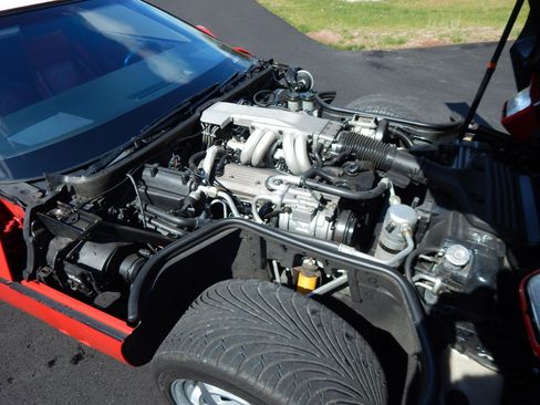 Used 1988 Chevrolet Corvette Convertible RWD image 29