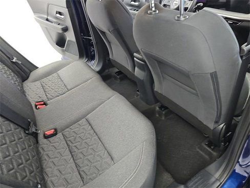 Used 2025 Nissan Kicks SV image 11