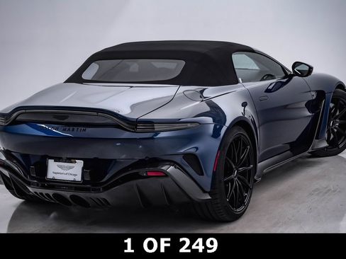 Used 2023 Aston Martin V12 Vantage Roadster image 8