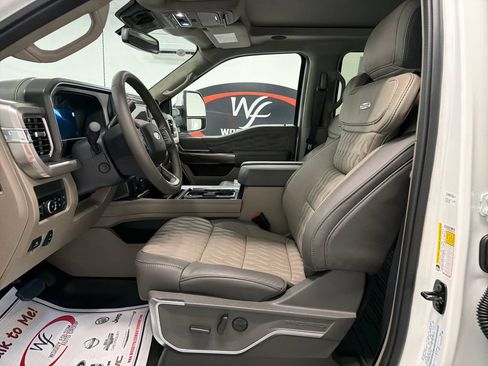 New 2026 Ford F350 Platinum w/ Platinum Plus Package AWD/4WD image 8