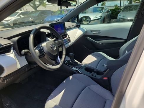 Used 2026 Toyota Corolla SE FWD image 11