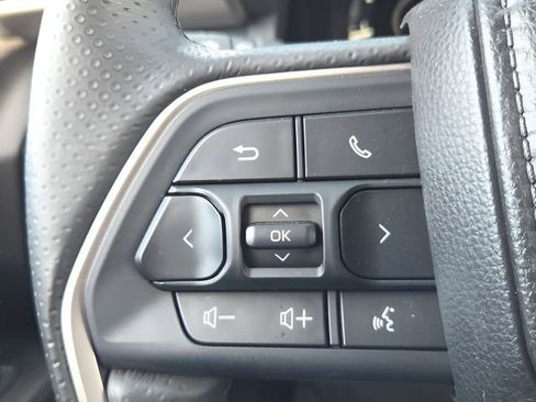 Used 2025 Toyota 4Runner Limited image 26