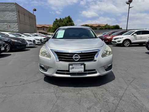 Used 2014 Nissan Altima 2.5 S FWD image 9
