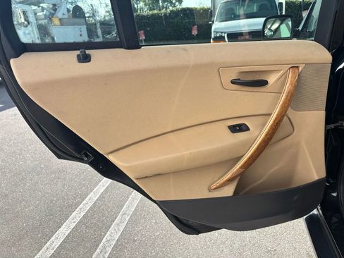 Used 2004 BMW X3 2.5i image 53