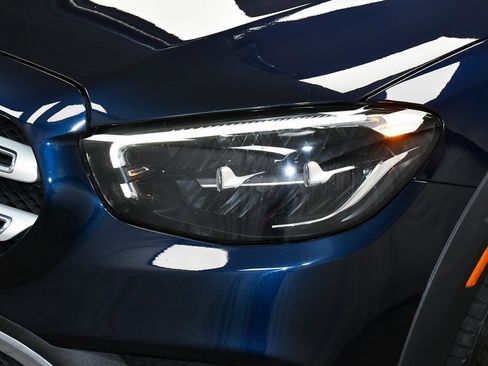 Used 2022 Mercedes-Benz E 450 4MATIC All-Terrain Wagon image 75