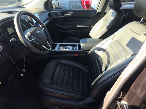 Used 2022 Ford Edge SEL w/ Convenience Package image 5