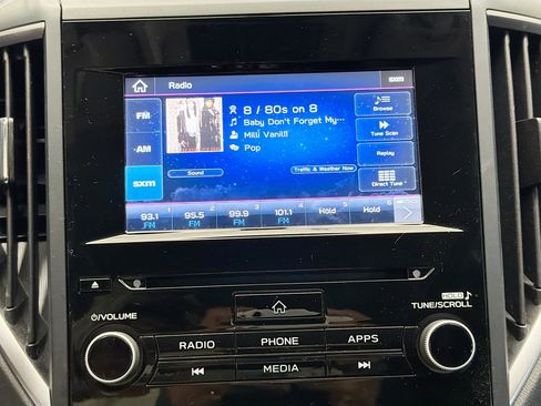 Used 2023 Subaru Forester Premium image 9